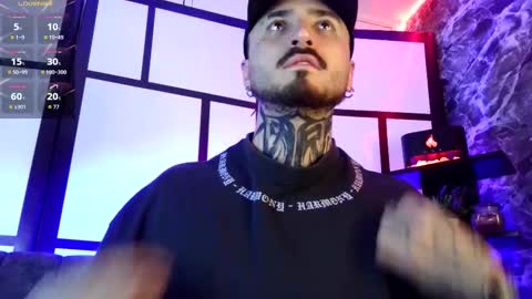 Chris  Dont forget to gift me thumb up Its very important to me and makes me happy AF  online show from December 2, 6:41 am