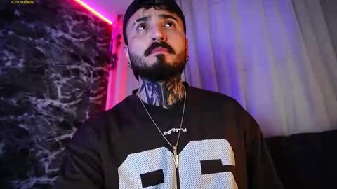 Chris  Dont forget to gift me thumb up Its very important to me and makes me happy AF  online show from January 12, 6:51 am