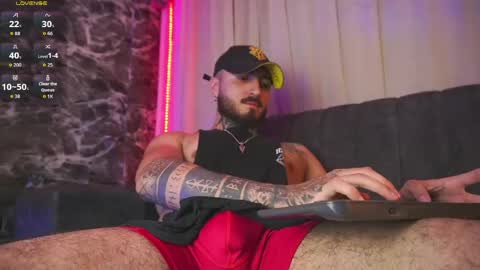 Chris  Dont forget to gift me thumb up Its very important to me and makes me happy AF  online show from April 21, 6:31 am