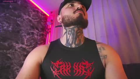 Chris  Dont forget to gift me thumb up Its very important to me and makes me happy AF  online show from April 22, 5:43 am