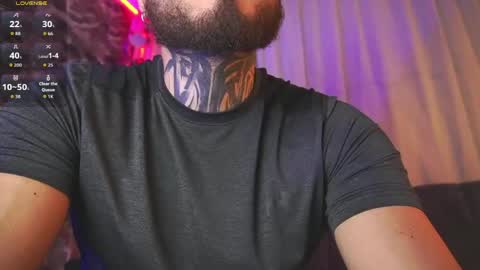 Chris  Dont forget to gift me thumb up Its very important to me and makes me happy AF  online show from April 23, 5:52 am