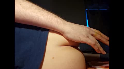 garbis11 online show from December 16, 3:39 pm