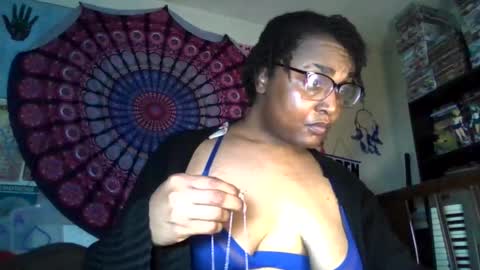 Gardenia online show from April 2, 11:30 am