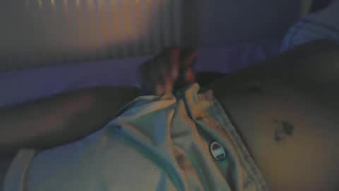 Snapshot of garicadiego chatting on May 24, 10:48 pm garicadiego online show from May 24, 10:48 pm