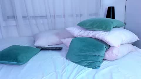 Snapshot of garnetsugar chatting on December 14, 9:18 am garnet online show from December 14, 9:18 am