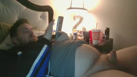 Snapshot of garth146 chatting on February 24, 4:38 am garth146 online show from February 24, 4:38 am