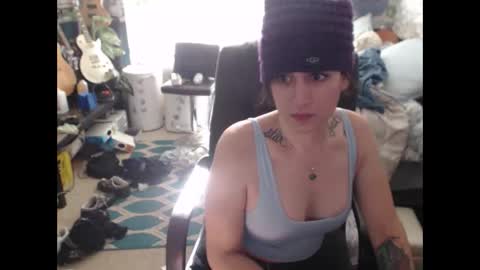 Snapshot of garthvoncoole chatting on November 16, 4:34 pm HarperxLotus online show from November 16, 4:34 pm