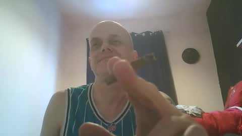 Snapshot of gary1862uk chatting on December 11, 1:39 pm gary1862uk online show from December 11, 1:39 pm