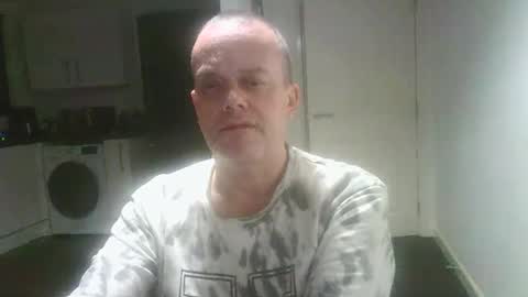 Snapshot of gary1862uk chatting on November 23, 9:03 pm gary1862uk online show from November 23, 9:03 pm