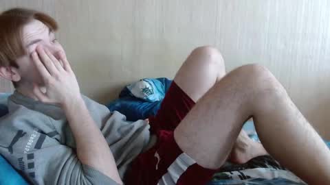 Snapshot of gary_snail33257 chatting on November 18, 7:46 am meow online show from November 18, 7:46 am