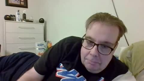 Gary online show from April 12, 1:32 am