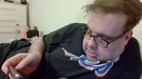 Gary online show from April 21, 2:51 am