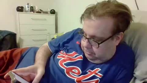 Snapshot of garyg930 chatting on May 17, 4:21 am Gary online show from May 17, 4:21 am