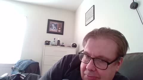 Snapshot of garyg930 chatting on May 31, 10:55 pm Gary online show from May 31, 10:55 pm