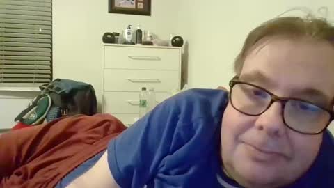 Snapshot of garyg930 chatting on June 8, 1:28 am Gary online show from June 8, 1:28 am
