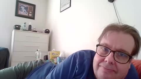Snapshot of garyg930 chatting on June 8, 10:54 pm Gary online show from June 8, 10:54 pm