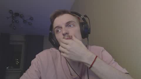 Snapshot of gasturfahe chatting on March 4, 7:43 pm gasturfahe online show from March 4, 7:43 pm