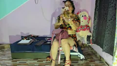 Snapshot of gaticahot001 chatting on January 13, 10:56 pm Diana online show from January 13, 10:56 pm