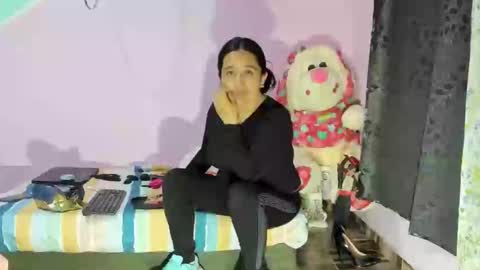 Snapshot of gaticahot001 chatting on January 19, 2:04 am Diana online show from January 19, 2:04 am