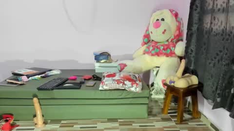 Snapshot of gaticahot001 chatting on February 12, 11:51 am Diana online show from February 12, 11:51 am