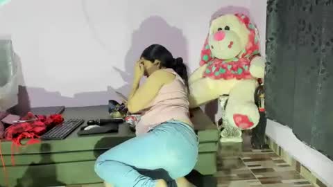 Snapshot of gaticahot001 chatting on February 18, 12:59 am Diana online show from February 18, 12:59 am