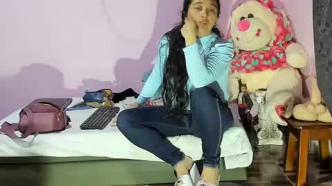 Snapshot of gaticahot001 chatting on February 28, 7:26 am Diana online show from February 28, 7:26 am