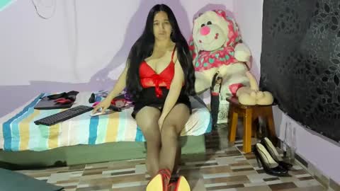 Snapshot of gaticahot001 chatting on March 5, 9:49 am Diana online show from March 5, 9:49 am