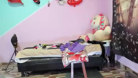 Snapshot of gaticahot001 chatting on October 5, 1:20 pm Diana online show from October 5, 1:20 pm