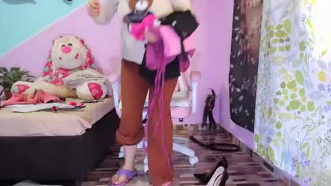 Snapshot of gaticahot001 chatting on November 17, 2:01 pm Diana online show from November 17, 2:01 pm