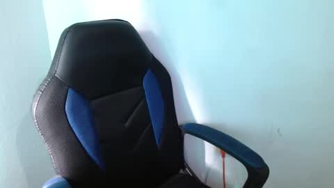 Snapshot of gatika_sexy chatting on February 13, 7:42 pm katia online show from February 13, 7:42 pm