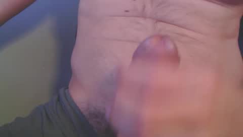 Snapshot of gatinhow82 chatting on December 2, 10:18 am gatinhow82 online show from December 2, 10:18 am