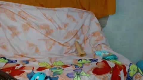 Snapshot of gatita_1997 chatting on October 3, 4:53 am estrella online show from October 3, 4:53 am