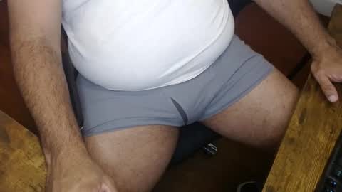 Snapshot of gato27cam chatting on November 18, 12:16 am Marco online show from November 18, 12:16 am