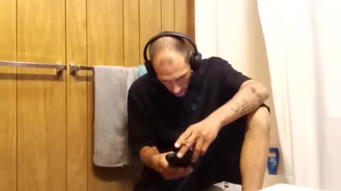 Snapshot of gatz21590 chatting on September 17, 2:02 am gatz21590 online show from September 17, 2:02 am