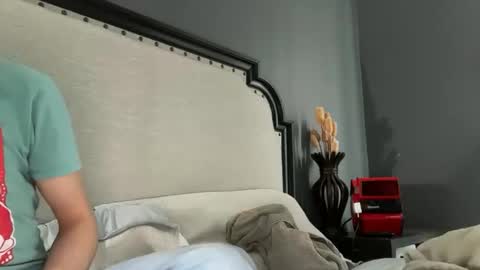 Jose online show from February 2, 9:57 pm