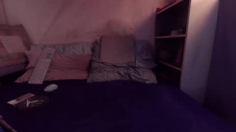 gayrobbin online show from October 11, 11:31 am