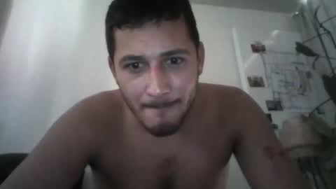 gaysluttyboy97ff online show from May 26, 9:16 am
