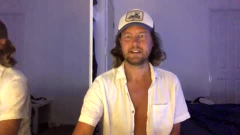 gcsurfer81 online show from February 23, 8:33 am