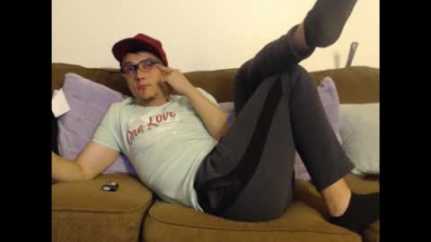 Snapshot of gdanch chatting on November 9, 3:16 am G online show from November 9, 3:16 am