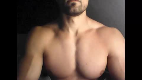 Snapshot of gecko946915 chatting on April 11, 6:45 pm Gecko946915 online show from April 11, 6:45 pm
