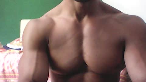 Snapshot of gecko946915 chatting on June 28, 9:37 am Gecko946915 online show from June 28, 9:37 am