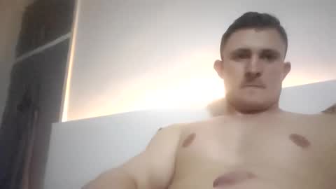 Snapshot of geelan532327 chatting on December 5, 6:00 pm geelan532327 online show from December 5, 6:00 pm