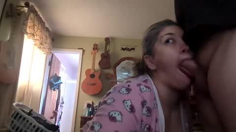 Geeznutsizonyrchyn online show from December 13, 8:15 pm