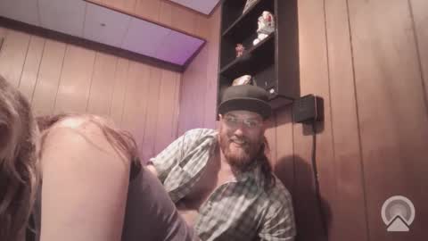 Geeznutsizonyrchyn online show from October 15, 8:14 am