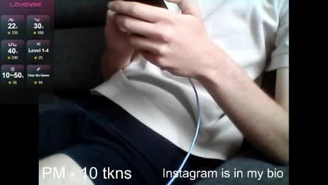geil123569551 online show from May 11, 8:42 am