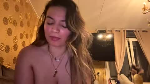 Snapshot of geilemilf92 chatting on July 11, 1:52 am Geilemilf online show from July 11, 1:52 am