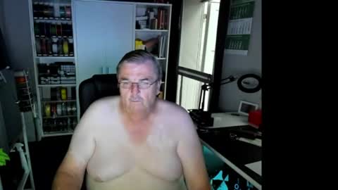 Snapshot of geiler_bock chatting on July 26, 4:09 am Geiler Bock online show from July 26, 4:09 am