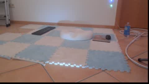 Snapshot of geilomattig chatting on December 6, 10:41 pm Lassmiranda online show from December 6, 10:41 pm