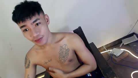 Snapshot of gelluxxx chatting on March 22, 8:34 pm gelo online show from March 22, 8:34 pm