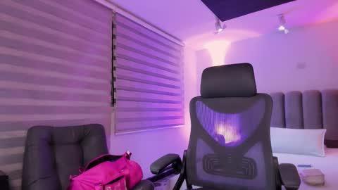 Gemma online show from November 29, 6:16 am